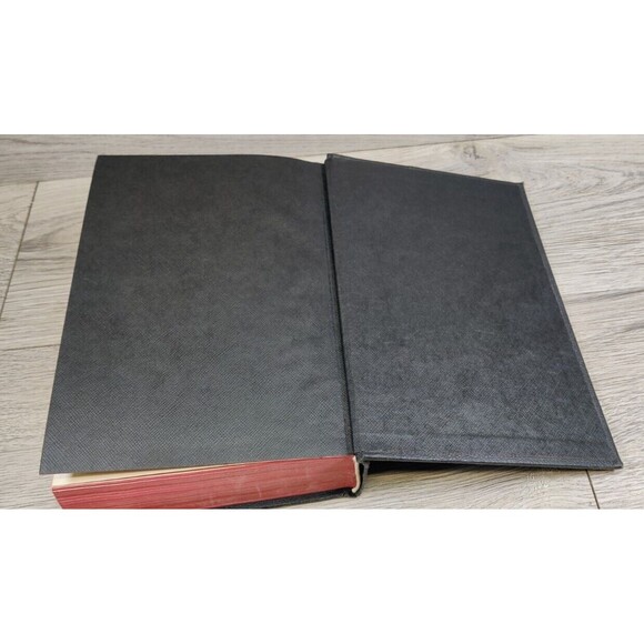 Vintage HOLY BIBLE REVISED STANDARD VERSION 1952 Black Church Pew Bible - Picture 9 of 12